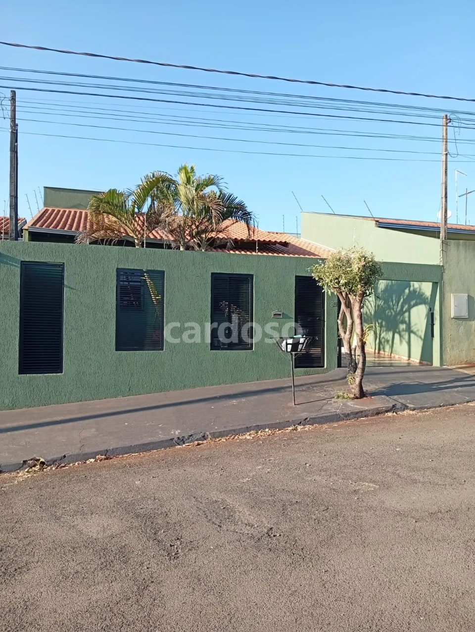 Casa à venda com 2 quartos e edícula – Jardim Canaã