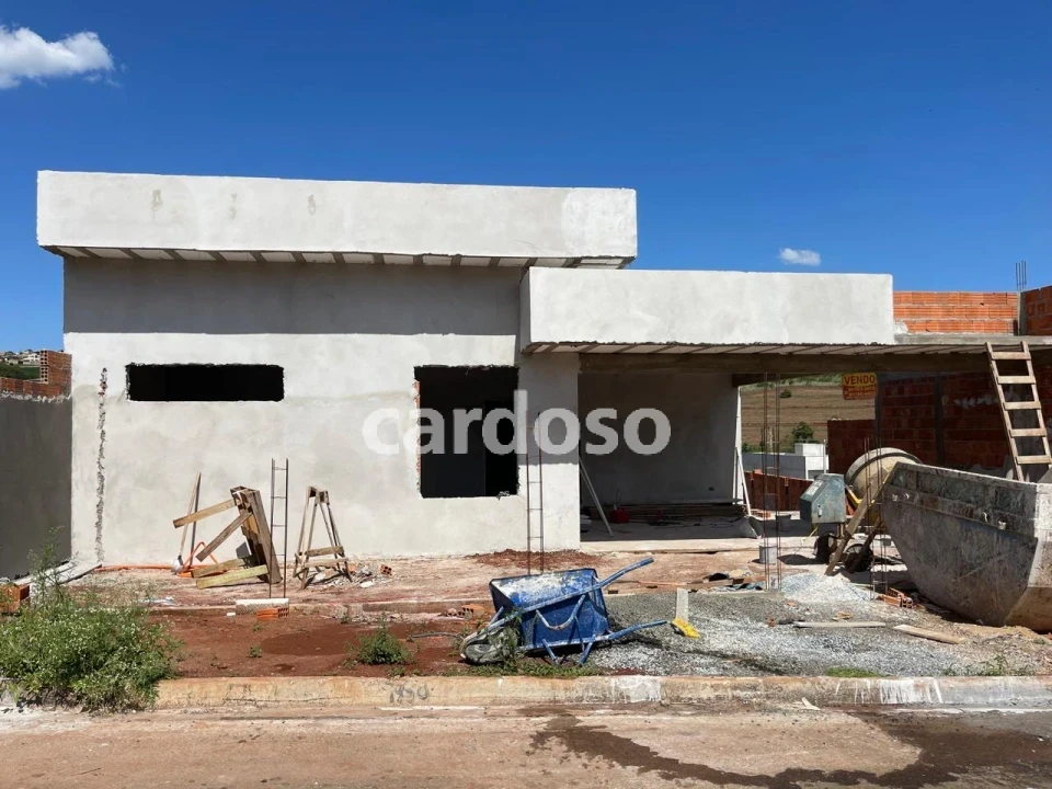 CASA COM SUÍTE À VENDA POR R$ 495.000 | RESIDENCIAL PARQUE DO VALE | IBIPORÃ/PR