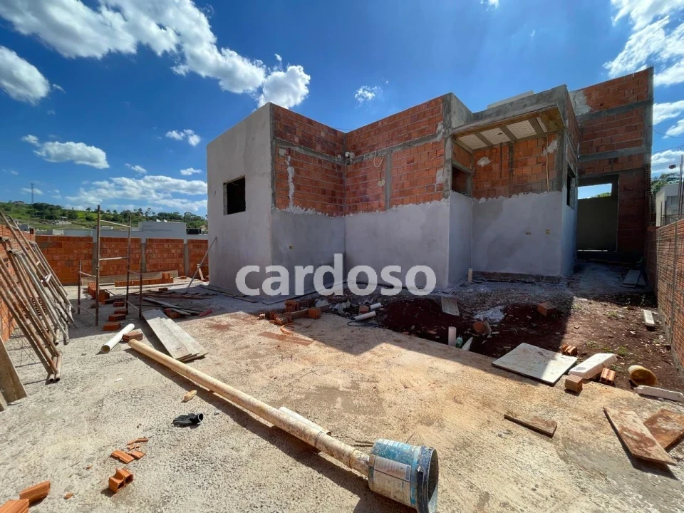 CASA COM SUÍTE À VENDA POR R$ 495.000 | RESIDENCIAL PARQUE DO VALE | IBIPORÃ/PR