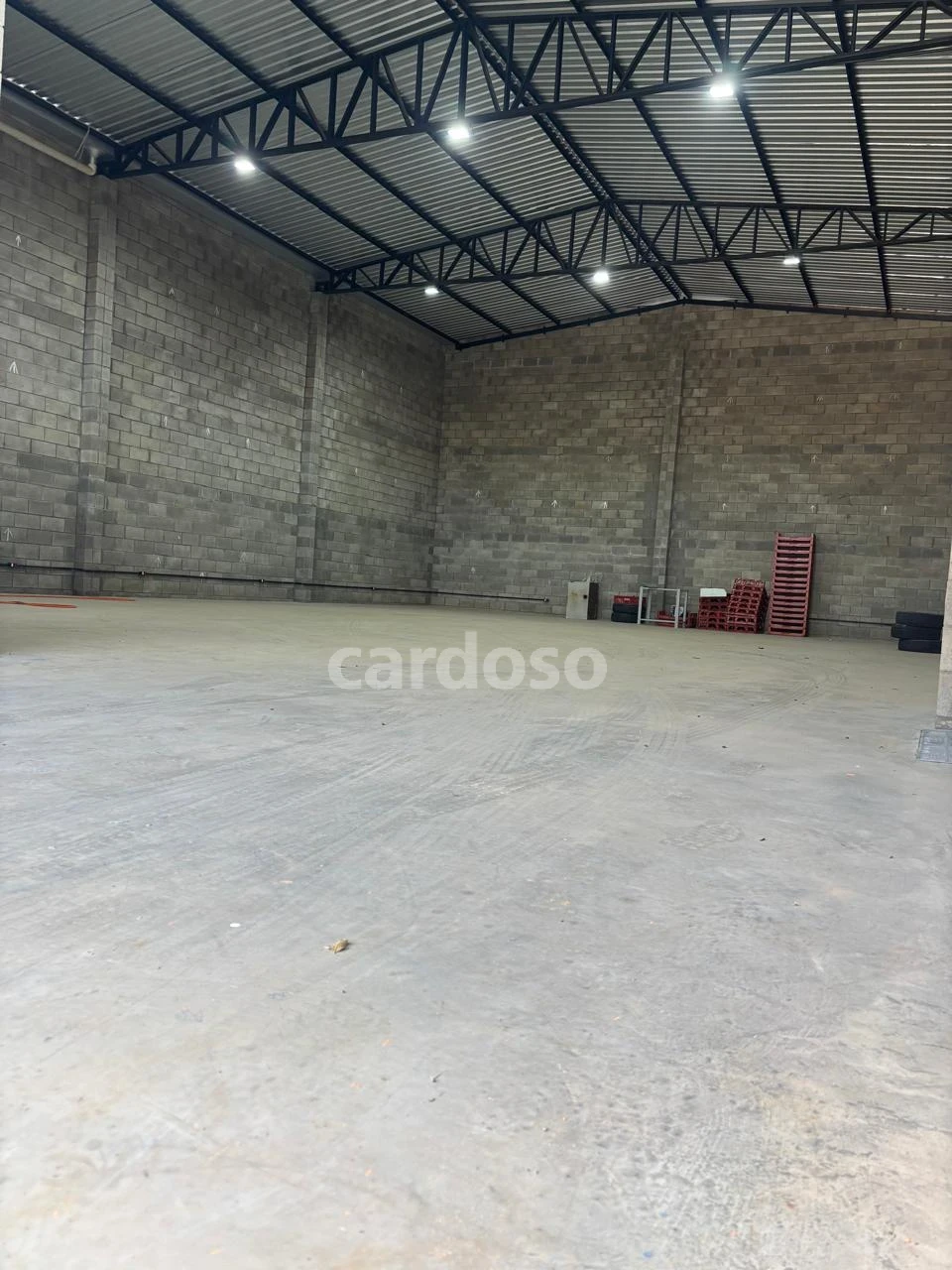 Imagens do imóveis EXCELENTE OPORTUNIDADE COMERCIAL EM IBIPORÃ!