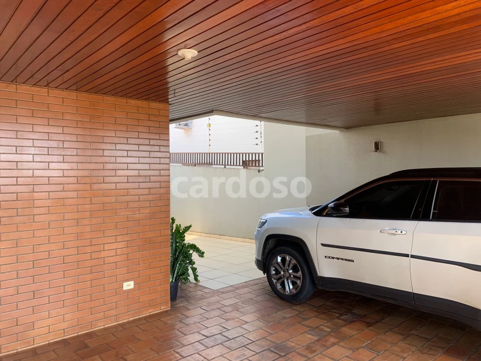 Imagens do imóveis Casa no centro com 4 quartos à venda por R$ 895.000 - Ibiporã/PR