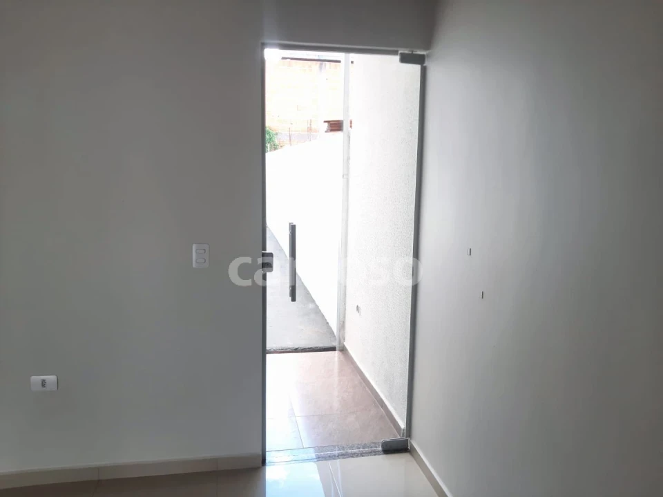 CASA COM 1 SUÍTE E 1 QUARTO PARA LOCAÇÃO - BELTRÃO - IBIPORÃ/PR