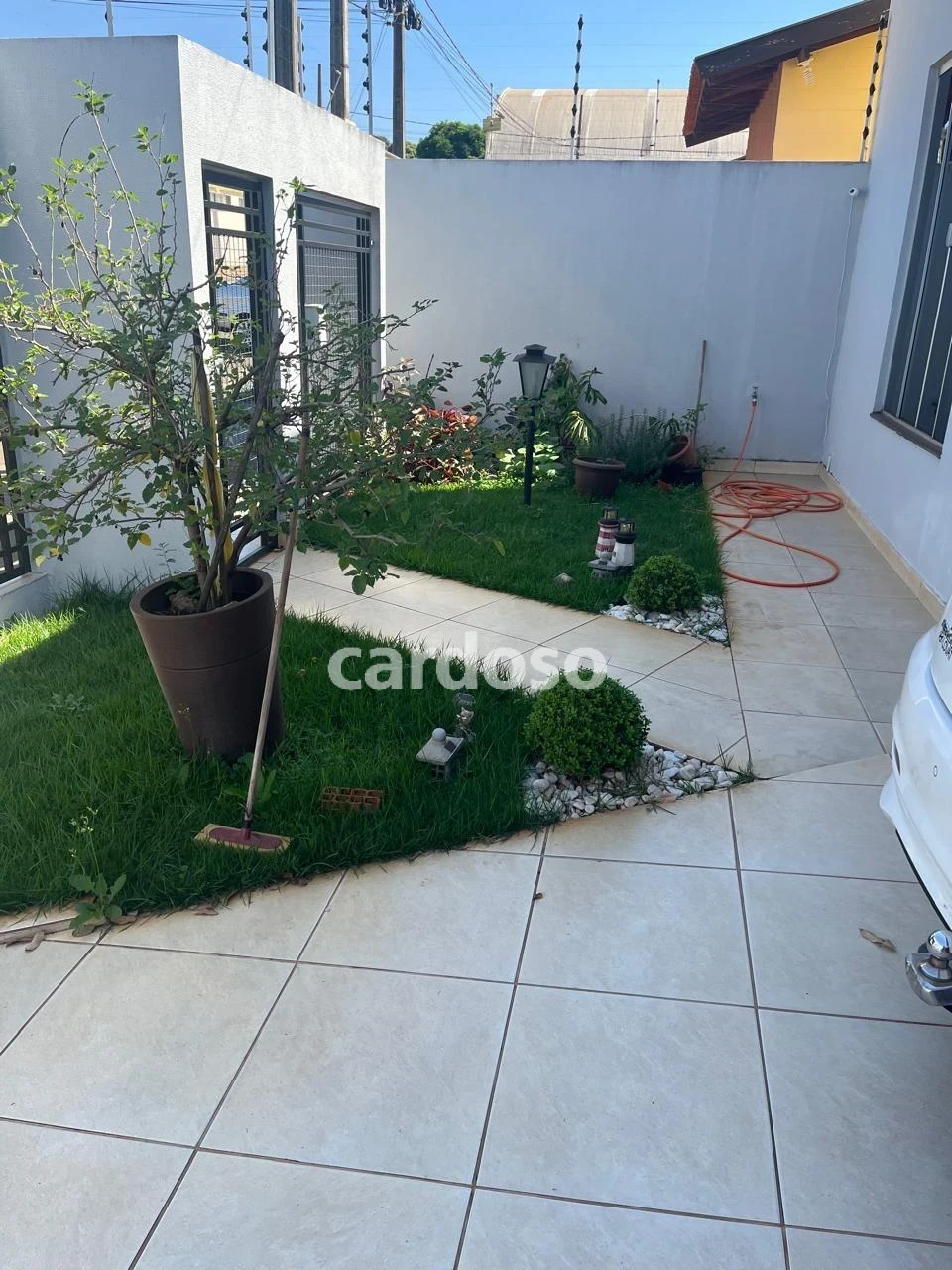 Casa à venda com 3 quartos - Ibiporã/PR