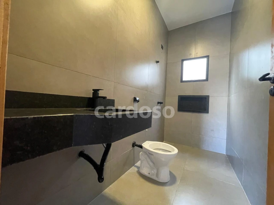 Imagens do imóveis SOBRADO NOVO COM SUÍTE A VENDA POR R$ 550.000,00 – PARQUE DO VALE – IBIPORÃ/PR