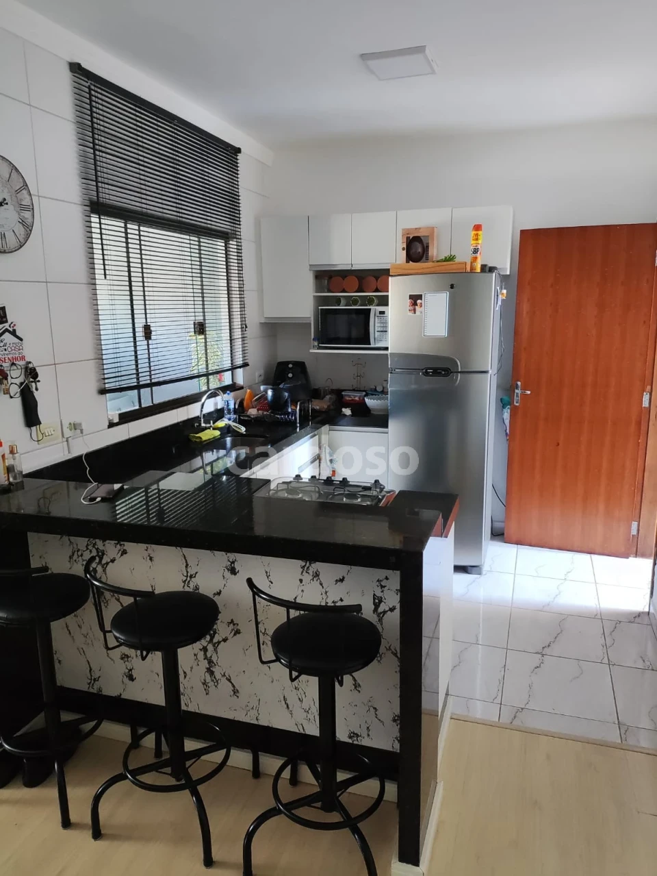 Casa à venda com 2 quartos e 2 vagas - Ibiporã - PR
