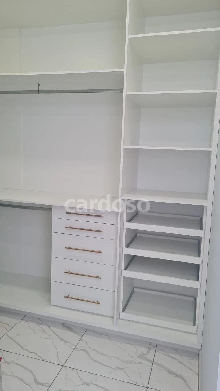 CASA MOBILIADA COM SUÍTE À VENDA POR R$ 575.000,00 | BAIRRO CASAGRANDE | IBIPORÃ/PR