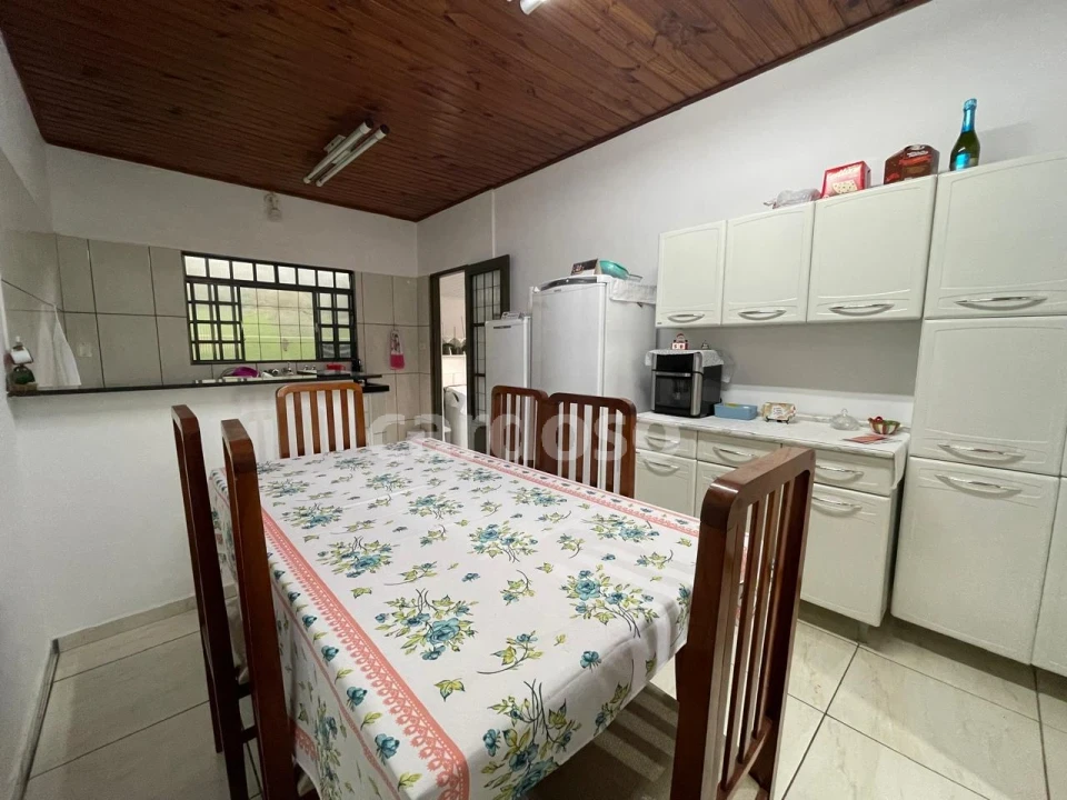 Imagens do imóveis CASA Á VENDA EM IBIPORÃ