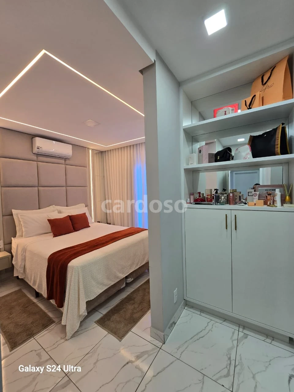 CASA MOBILIADA COM SUÍTE À VENDA POR R$ 575.000,00 | BAIRRO CASAGRANDE | IBIPORÃ/PR