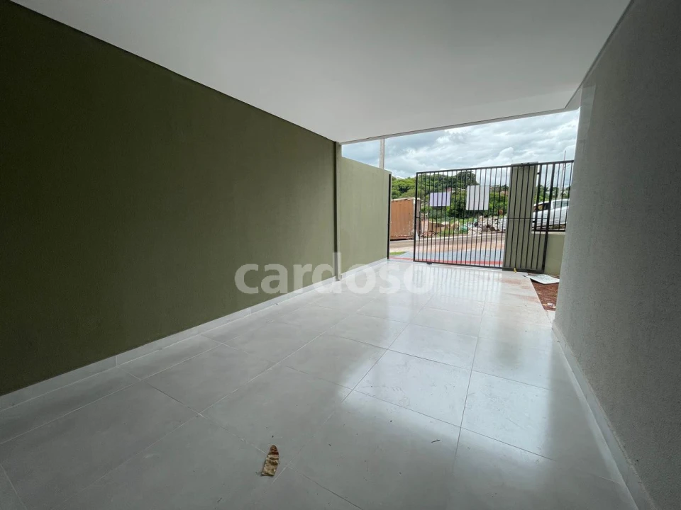 CASA À VENDA EM IBIPORÃ COM 2 QUARTOS POR 365.000,00