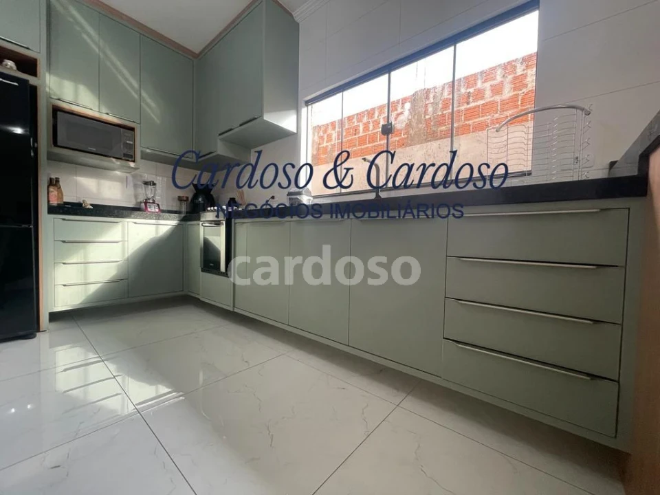 CASA COM SUÍTE À VENDA POR R$ 450.000,00 | IBI ARAM | IBIPORÃ/PR