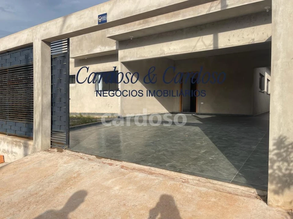CASA COM SUÍTE À VENDA POR R$ 450.000,00 | IBI ARAM | IBIPORÃ/PR