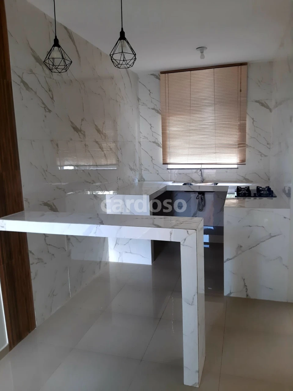 CASA COM 1 SUÍTE E 1 QUARTO PARA LOCAÇÃO - BELTRÃO - IBIPORÃ/PR