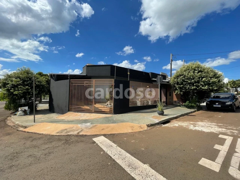 Imagens do imóveis VENDO – TROCO - CASA NO JD CINQUENTENARIO – IBIPORÃ – R$ 410.000,00