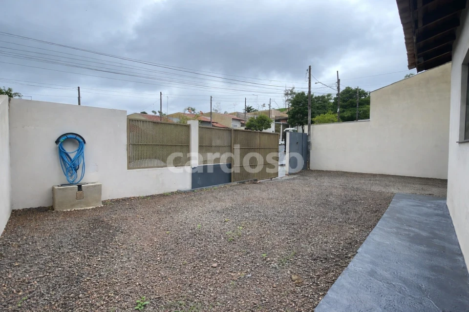 Imagens do imóveis CASA À VENDA NO BAIRRO CASAGRANDE EM IBIPORÃ – R$ 350.000