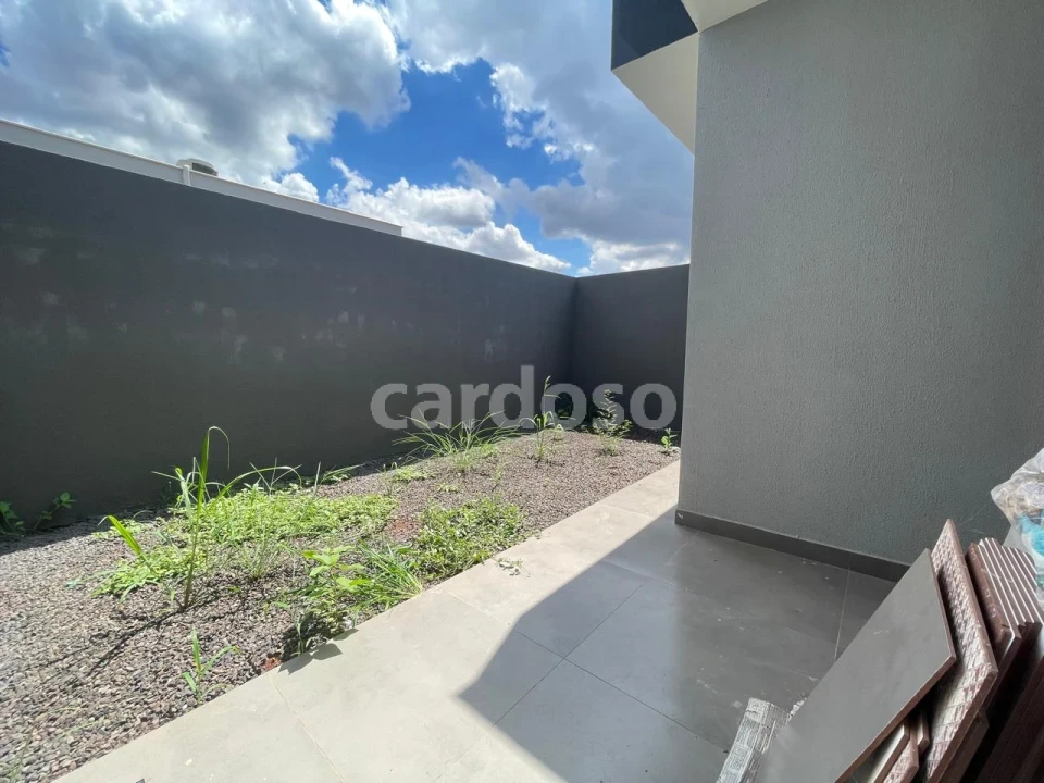 Imagens do imóveis CASA Á VENDA EM IBIPORÃ – PARQUE DO VALE – R$ 280.000,00