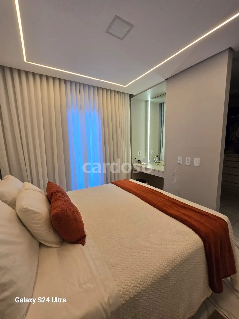 CASA MOBILIADA COM SUÍTE À VENDA POR R$ 575.000,00 | BAIRRO CASAGRANDE | IBIPORÃ/PR