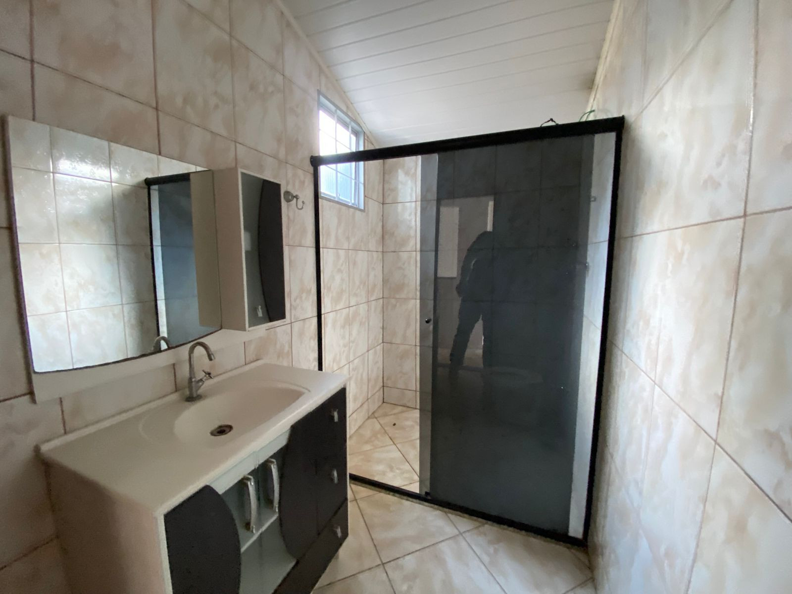 Casa com 3 dormitórios à venda por R$ 330.000,00 - Maria Cecilia Serrano - Londrina/PR