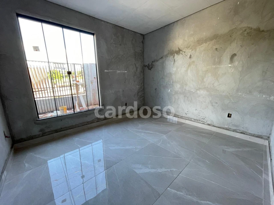 CASA À VENDA EM IBIPORÃ COM 2 QUARTOS POR 360.000,00