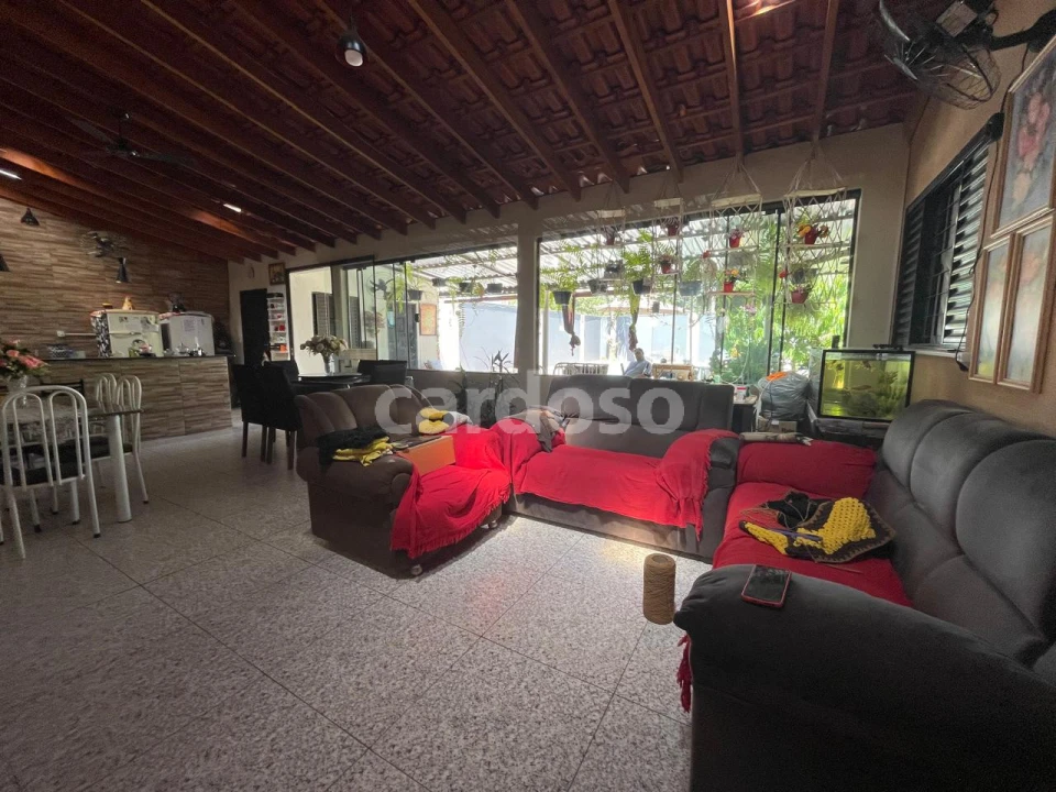 Imagens do imóveis VENDO ÁREA DE LAZER OU PARA MORADIA – RECANTO TIBAGI – IBIPORÃ – R$ 550.000,00