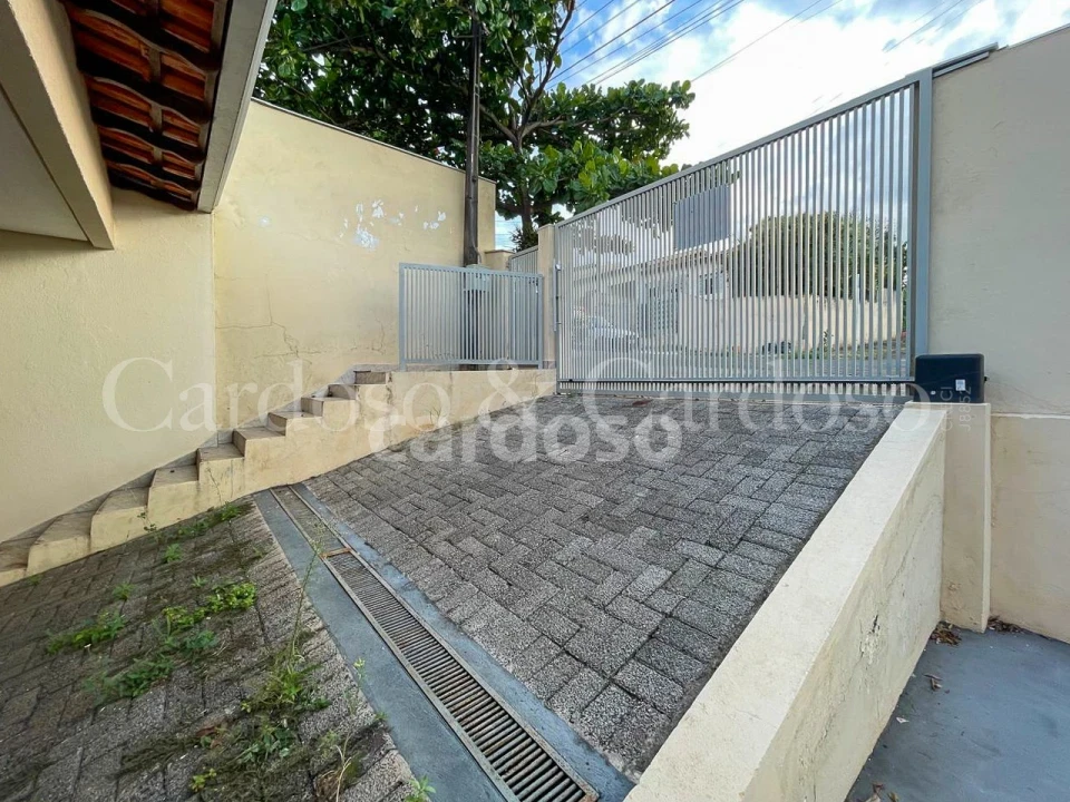 CASA COM SUÍTE À VENDA POR R$ 400.000,00 | JARDIM BRASÍLIA | IBIPORÃ/PR