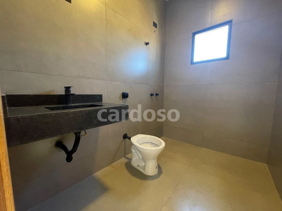 Imagens do imóveis SOBRADO NOVO COM SUÍTE A VENDA POR R$ 550.000,00 – PARQUE DO VALE – IBIPORÃ/PR