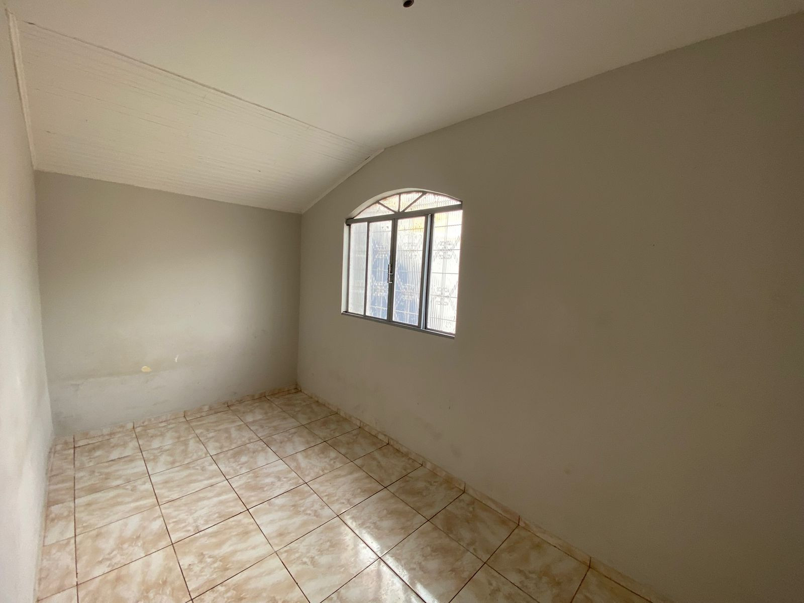 Casa com 3 dormitórios à venda por R$ 330.000,00 - Maria Cecilia Serrano - Londrina/PR