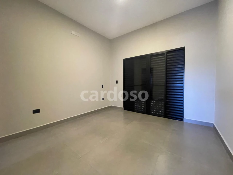 Imagens do imóveis SOBRADO NOVO COM SUÍTE A VENDA POR R$ 550.000,00 – PARQUE DO VALE – IBIPORÃ/PR