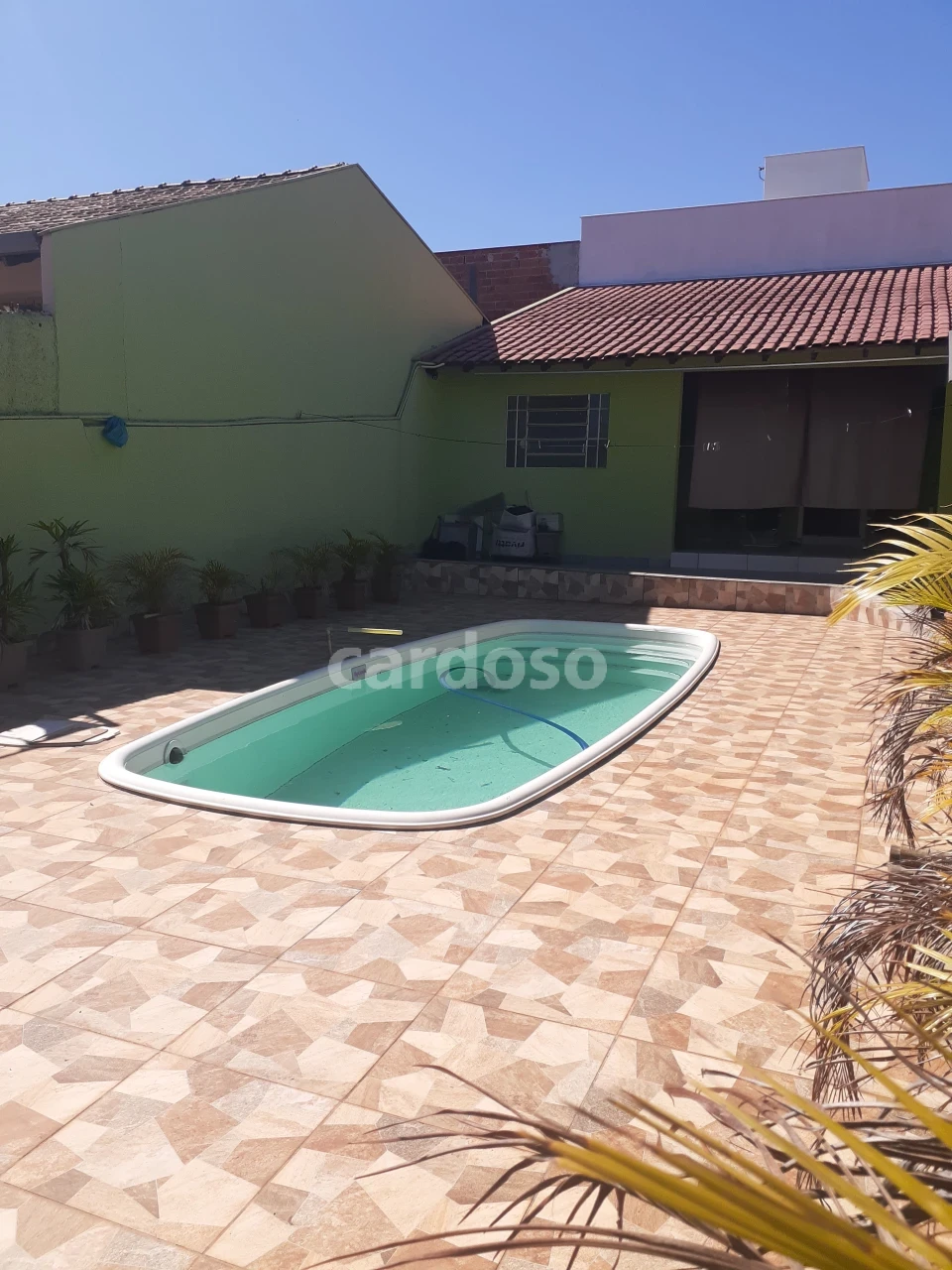 CASA COM PISCINA À VENDA – JARDIM PLANALTO – ZONA NORTE – LONDRINA/PR