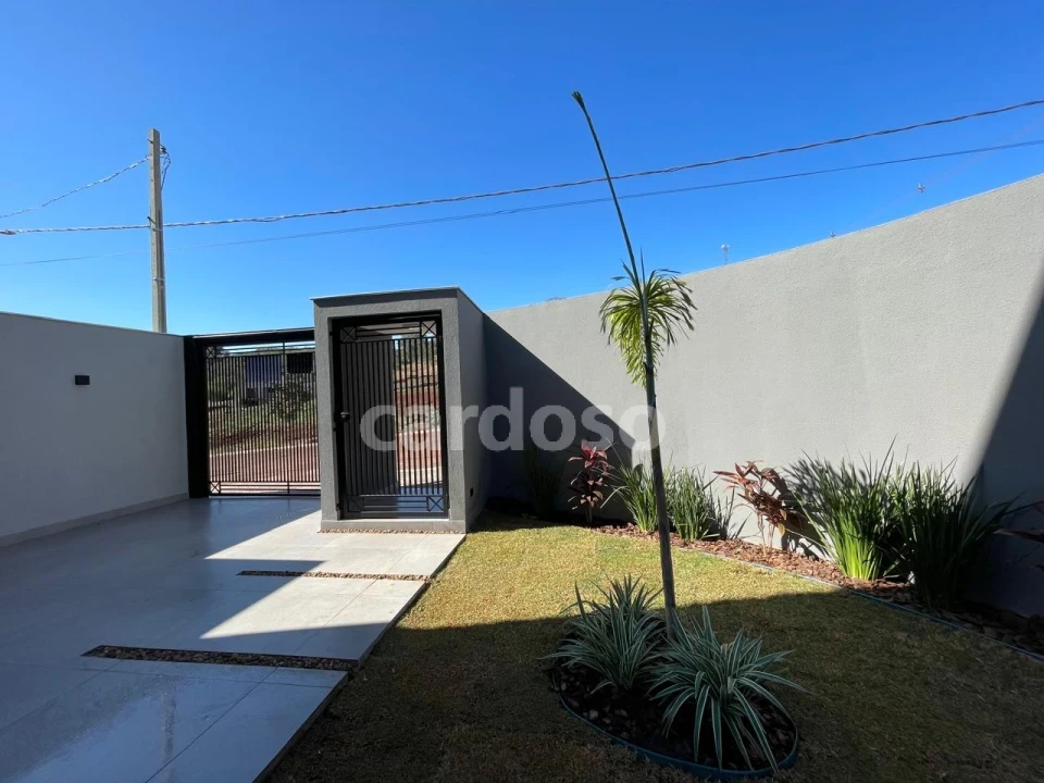 Imagens do imóveis SOBRADO NOVO COM SUÍTE A VENDA POR R$ 550.000,00 – PARQUE DO VALE – IBIPORÃ/PR