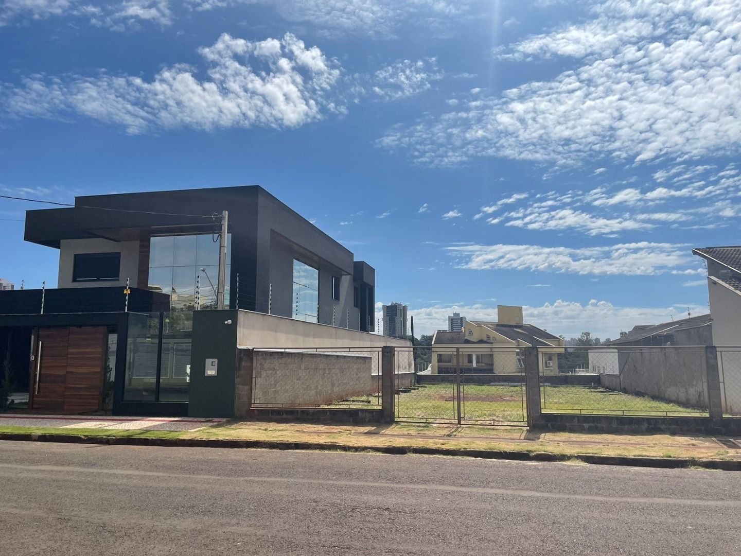 Imagens do imóveis Terreno Parque Residencial Alcântara