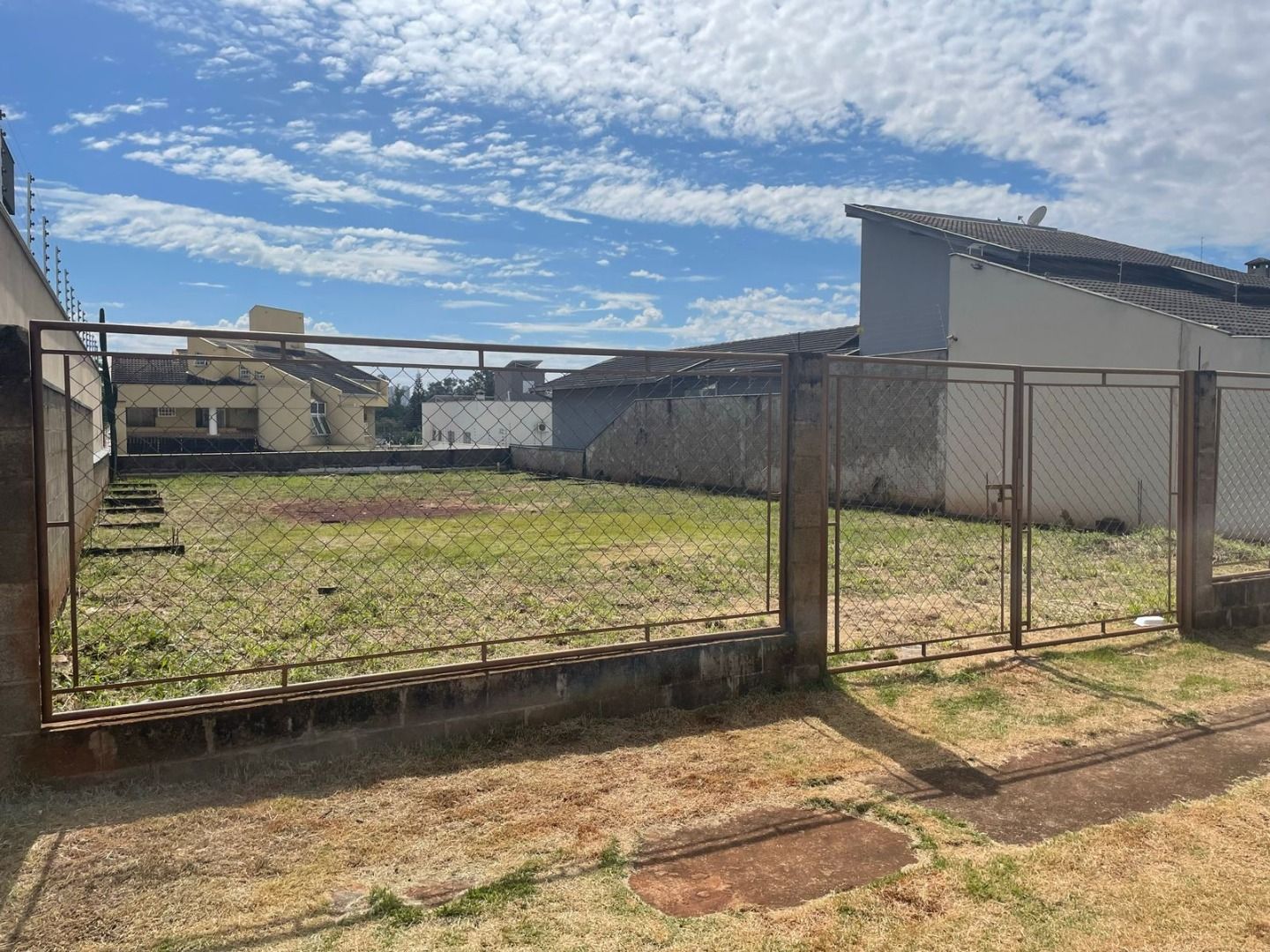 Imagens do imóveis Terreno Parque Residencial Alcântara