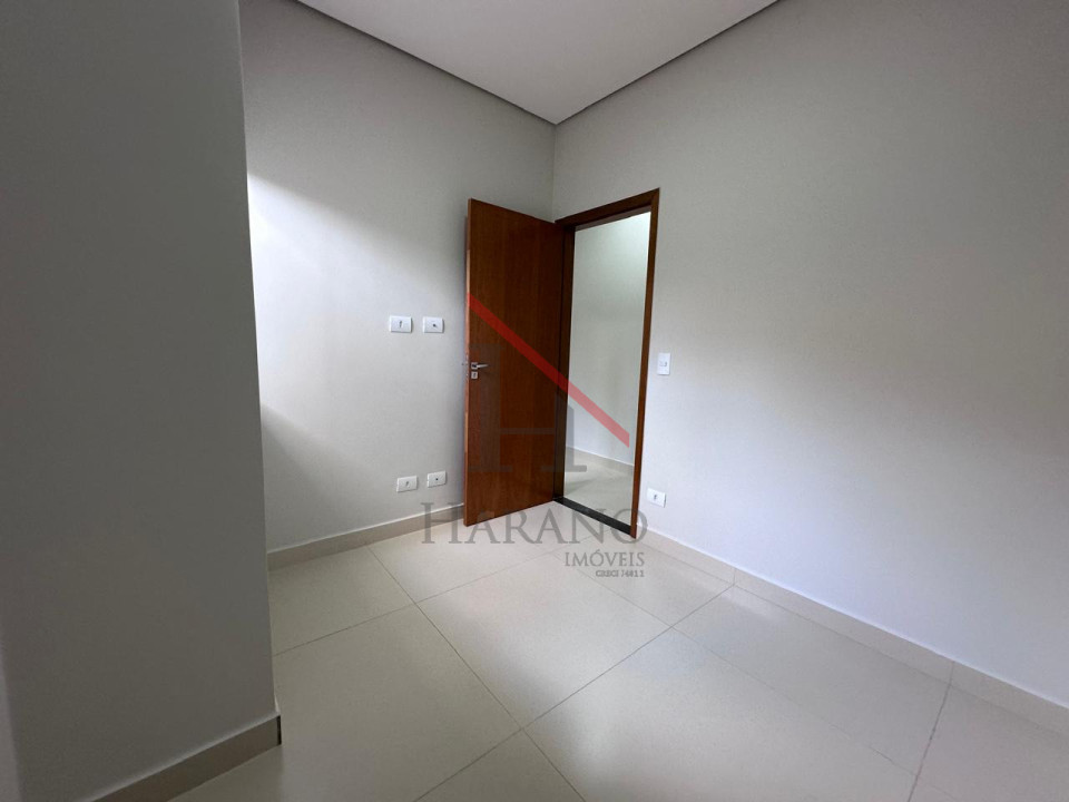 CASA NOVA PRÓXIMO AO H.U.
