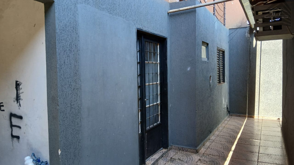 Imagens do imóveis EXCELENTE CASA NO JARDIM TARUMA  A VENDA