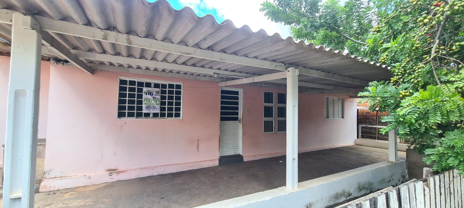 Rua Gregório Licório 813