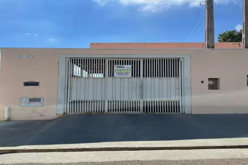 Rua Gregório Licório 210