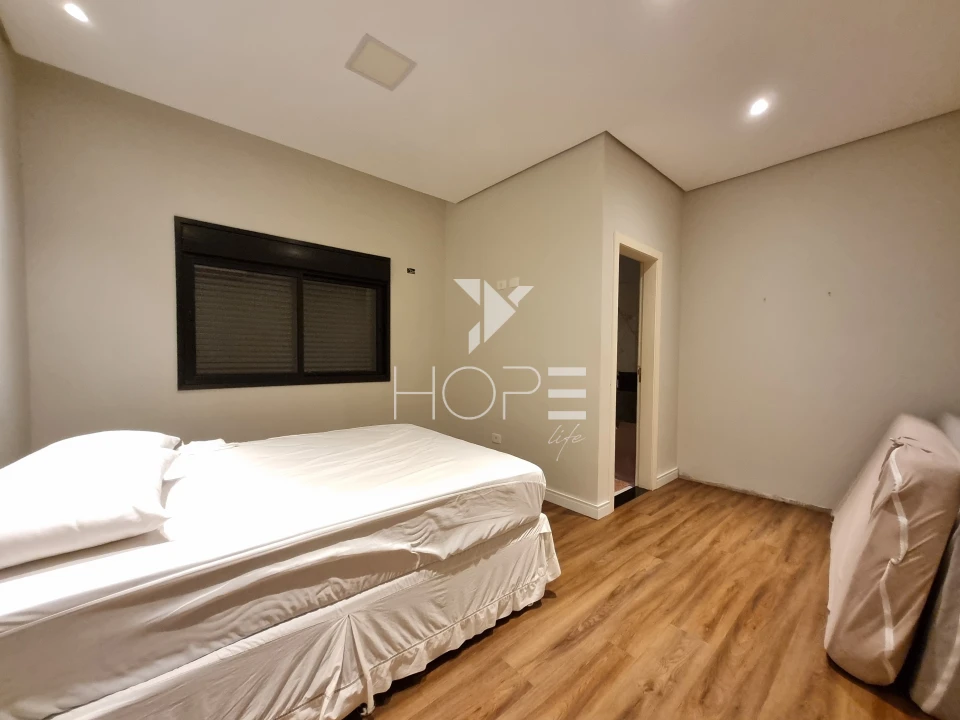 Imagens do imóveis Condomínio Riviera do Poente – Chácara Molhada porteira fechada À venda  – 4 suítes – 5 vagas – 2.600 m² – Alvorada do Sul/PR