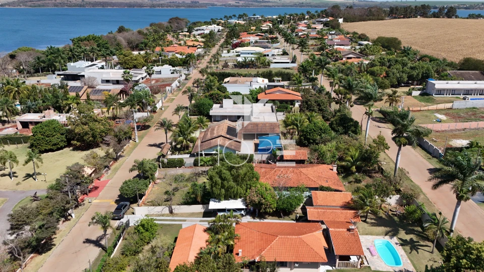 Imagens do imóveis Condomínio Riviera do Poente – Chácara À venda – 1000m² – 2 Quartos – 4 vagas – Alvorada do Sul/PR