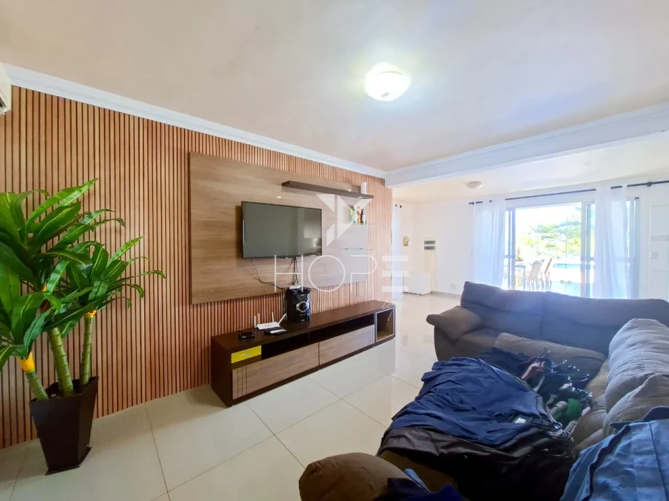 Condomínio Porto das Águas - chácara à venda com 1000m² - 3 quartos - 4 banheiros - 4 vagas - Porecatu PR