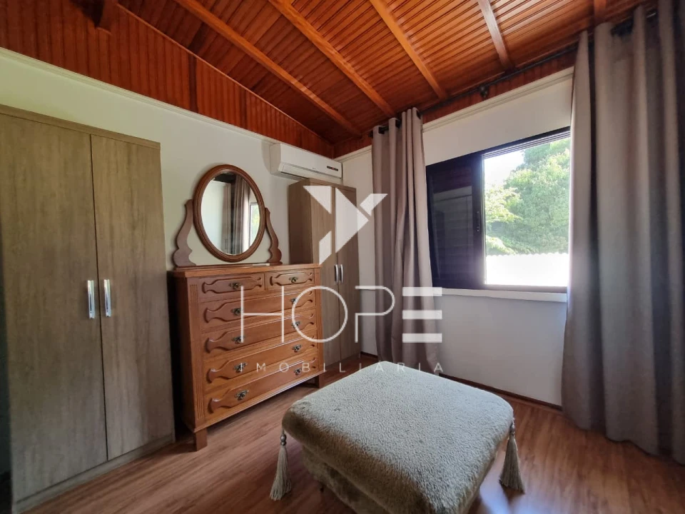 Chácara escriturada molhada à venda – Porteira Fechada – 12.000m² – Alvorada do sul/PR