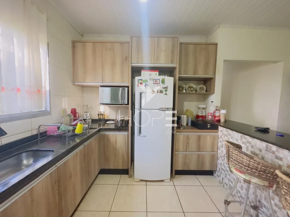 Imagens do imóveis Chácara à venda – 30.000 m² – Patrimônio Regina – Londrina/PR – Piscina e Espaço Gourmet