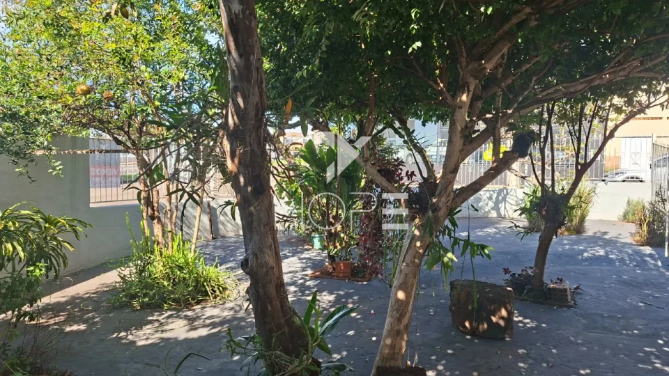 Imagens do imóveis Casa com edícula para locação com 200m² - 3 quartos (1 suíte) - 2 vagas - Conjunto Milton Gavetti - Zona Norte - Londrina PR