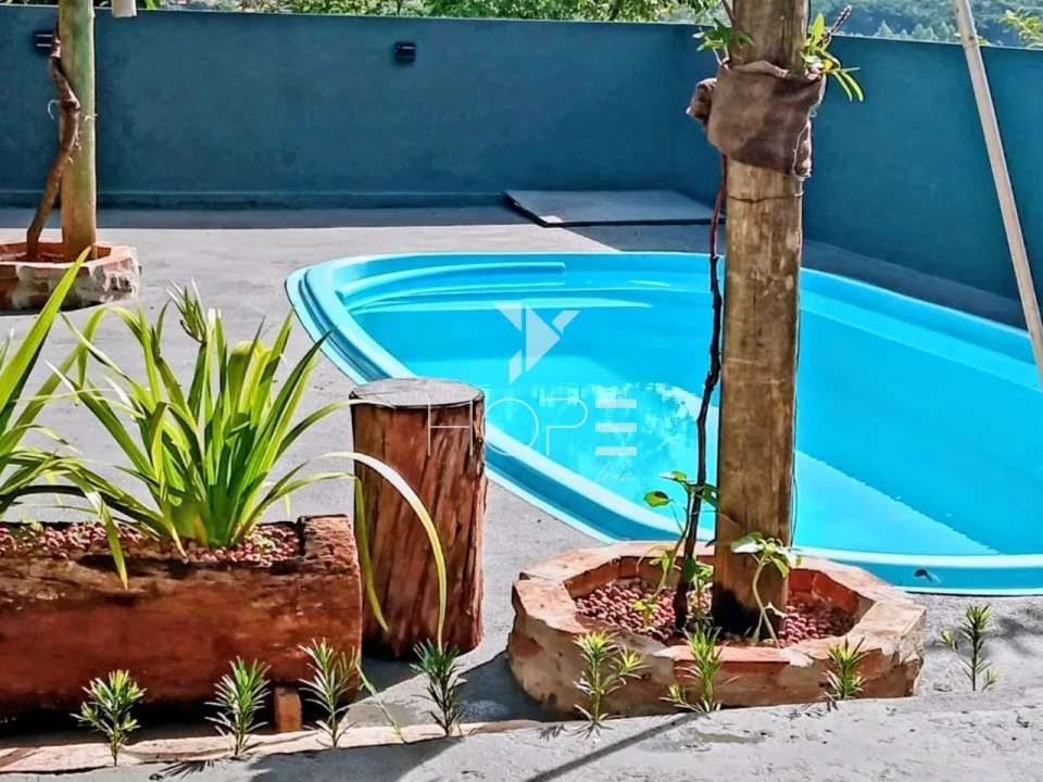 Imagens do imóveis Chácara à venda com 17.000m² - 5 quartos - 4 banheiros - 10 vagas - Estrada do Limoeiro - Londrina PR