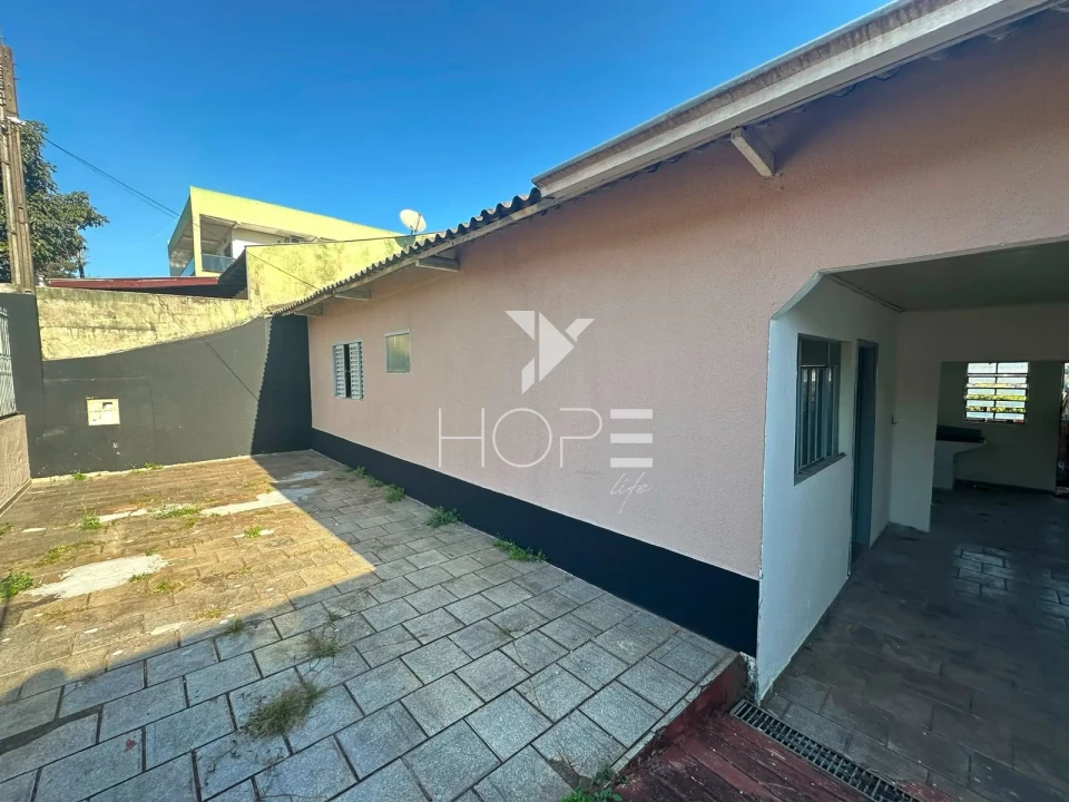 Imagens do imóveis Casa à venda com 3 quartos e amplo quintal no Jardim Novo Bandeirantes – Cambé/Pr.