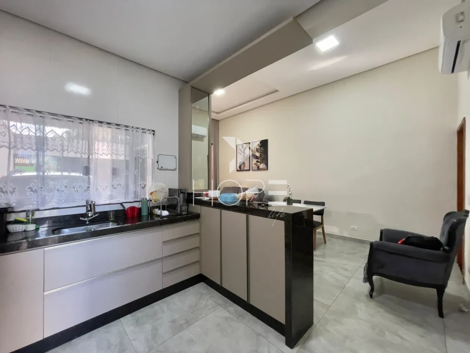 Imagens do imóveis Casa Assobradada à Venda – 153m² – 3 Quartos (1 Suíte) – Santa Mônica – Zona Norte – Londrina/PR