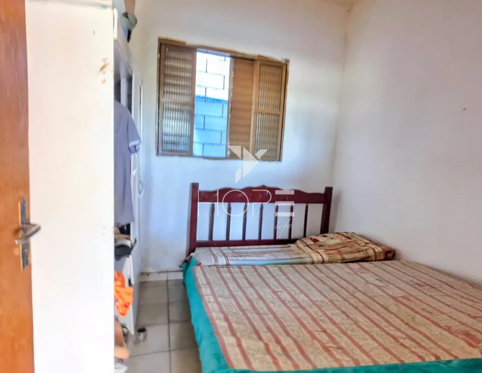 Imagens do imóveis Casa à venda com 80m² - 2 quartos - terreno de 365m² - Alto da Boa Vista - Londrina PR