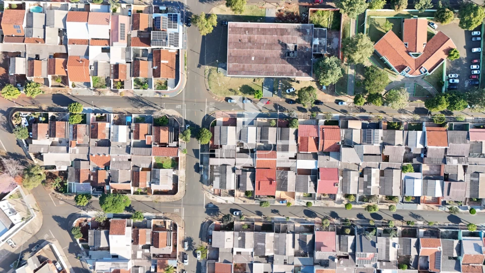Imagens do imóveis Casa à venda com 130m² - 5 quartos - 2 banheiros - 2 vagas - à Av Saul Elkind - Zona Norte - Londrina PR