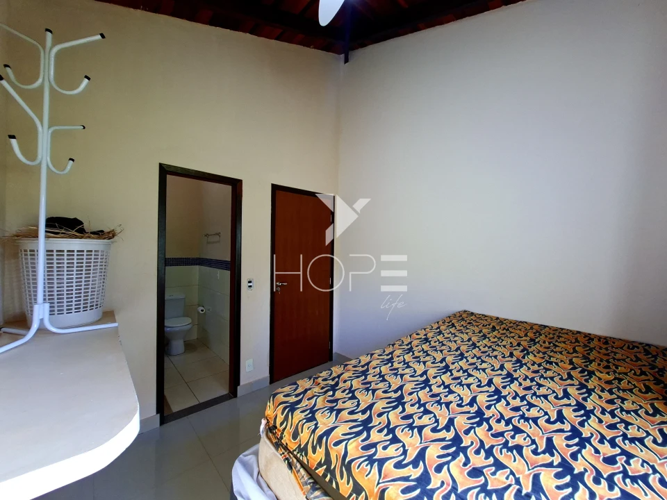 Imagens do imóveis Condomínio Riviera do Poente - chácara molhada à venda com 2.277 m² - 4 suítes - piscina - sauna - Alvorada do Sul PR