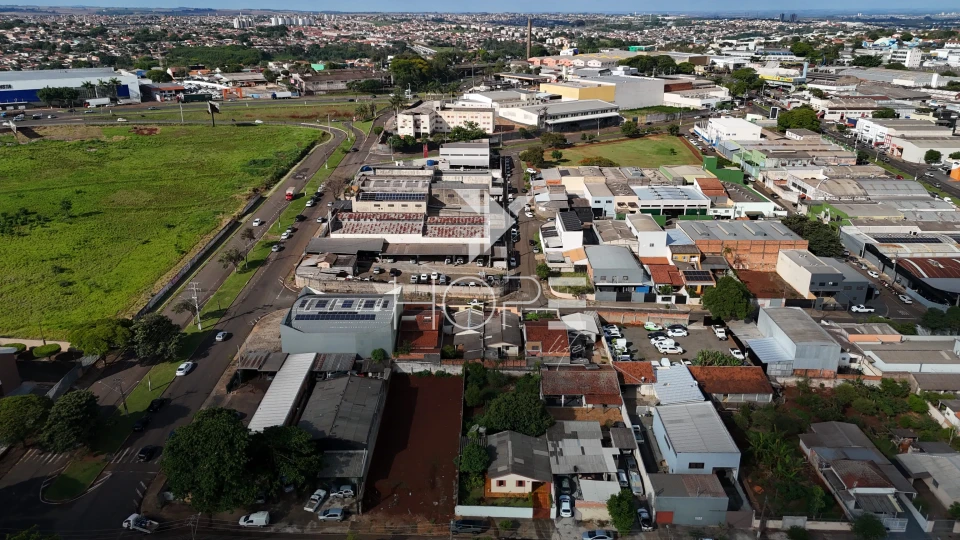 Imagens do imóveis Terreno Comercial à venda - Zoneamento ZC-2 - com 600 m² - próximo Av Tiradentes - Bandeirantes - Londrina PR