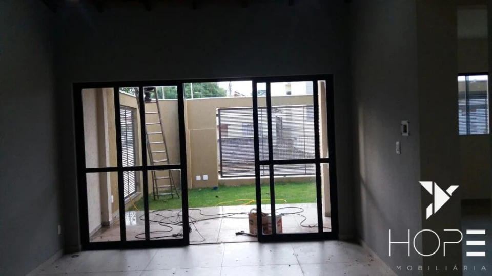 Imagens do imóveis Sobrado à venda – 145m² – 3 quartos com suíte – Conjunto Padre Bernardo Merckel – Arapongas/PR