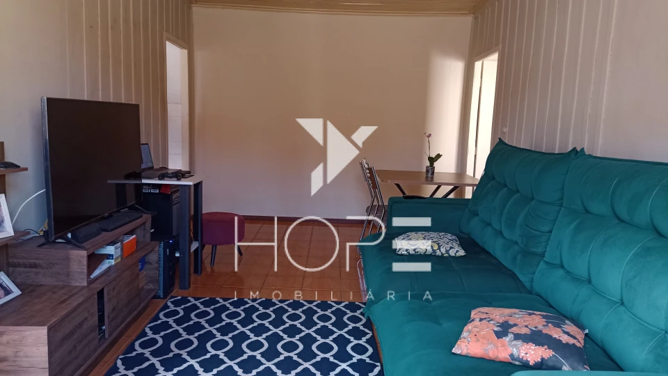 Casa à venda no bairro Santos Dumont com 3 quartos – Região Leste de Londrina/PR